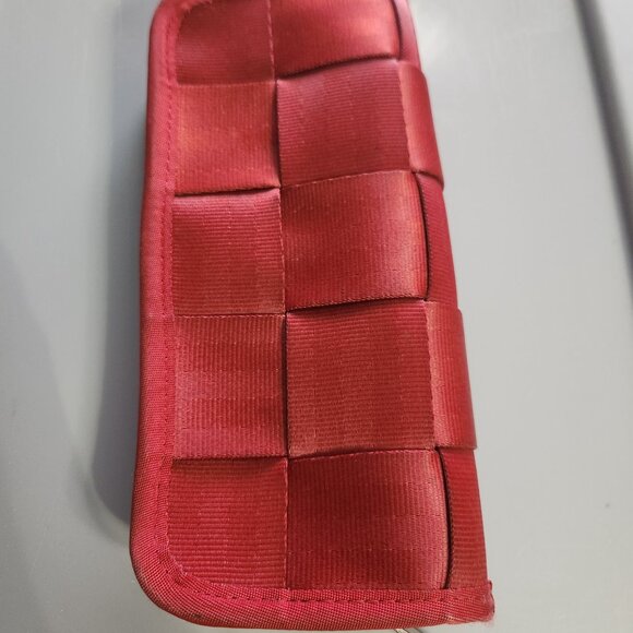 Harveys Original Classic Red Lola and Clutch Wallet - Picture 8 of 9